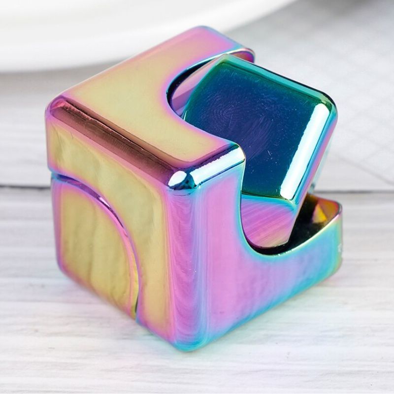 Cubo fidget silencioso de oferta a partir de 70 €
