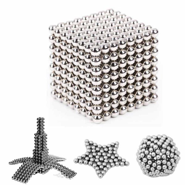 Conjunto de bolas magnéticas de 5mm formando um cubo, estrela, esfera e pirâmide, com diferentes ângulos e detalhes de uso.