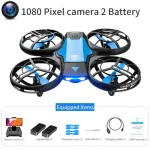 Drone compacto com câmara de 1080 pixels, estrutura preta e azul, com hélices protegidas por grades, acompanhado de acessórios como controlo remoto, baterias, ferramentas e manual.