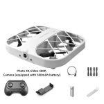 Drone branco com hélices, controlador, bateria, cabos e ferramentas de manutenção, visto de cima.