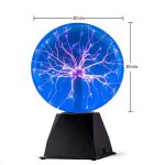 Lâmpada de plasma azul de 20 cm de diâmetro, com relâmpagos violetas e azuis dentro de uma esfera de vidro, apoiada numa base preta.