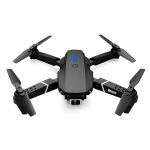 Drone preto com quatro hélices, câmera frontal e luz azul no centro, vista superior.