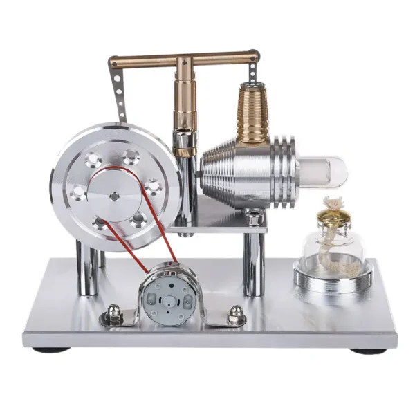 Motor Stirling industrial com componentes metálicos, pistão, e reservatório de vidro, usado em experimentos científicos educativos.