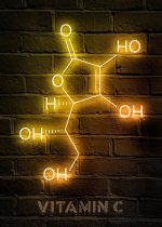 Representação de uma molécula de vitamina C em neon, destacando grupos hidroxilo e a estrutura molecular, contra parede de tijolos.
