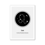 Cartão com símbolo do signo de Leão formado por estrelas e constelações, com fundo preto e detalhes brancos, incluindo estrelas e linhas conectando-as.