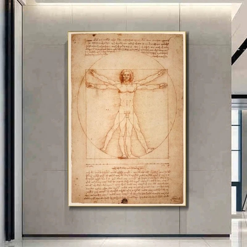Reprodução do desenho do Homem de Vitrúvio, com proporções anatómicas e notas escritas à mão, em papel envelhecido.