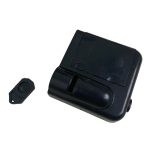 Sensor de movimento compacto com lente, usado para detectar movimento em experimentos científicos e projetos educativos.