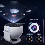 Projetor de galáxia com projeções de planetas, estrelas e luas, incluindo ajuste focal e lentes HD e SD.