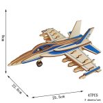 Modelo de puzzle 3D de avião anfíbio com detalhes em madeira e partes azuis, visto de ângulo superior, mostrando as asas, cauda e rodas.
