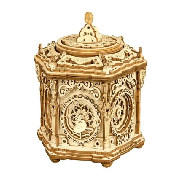 Caixa de música de madeira com detalhes intricados, mostrada de frente, com partes móveis visíveis e acabamento natural.