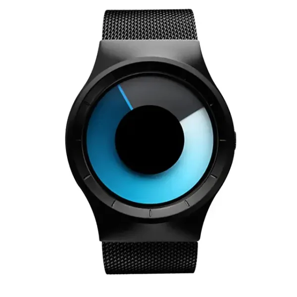 Relógio com mostrador circular de design moderno, fundo preto e detalhes azuis, pulseira de malha preta, estilo minimalista e tecnológico.