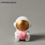 Estatueta de Astronauta com Coração – Image 2