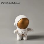 Estatueta de Astronauta de Pé – Image 2
