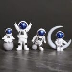 Pack de Estatuetas de Astronautas (4 peças) – Image 3