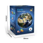 Caixa do kit de exploração planetária com imagem da Terra, incluindo minerais e ferramentas de escavação, vista frontal com dimensões.