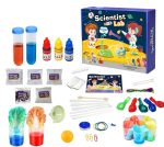 Conjunto de materiais de laboratório com tubos, corantes, pipetas, balões, e acessórios para experiências científicas infantis.