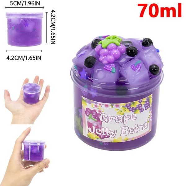 Frascos de geleia de uva com frutas de gelatina, mostrando diferentes ângulos e detalhes do produto.