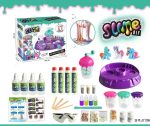 Conjunto de ingredientes e utensílios para fazer slime com tema de unicórnio, incluindo cores, glitter, moldes e acessórios.