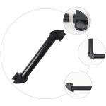 Suporte de plástico preto com várias peças de encaixe para montagem de periscópio infantil, incluindo uma lente e articulações.