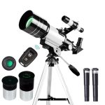 Telescópio com acessórios, incluindo controlos remotos, filtros e suportes, ideal para observação astronómica infantil.