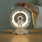Candeeiro LED Astronauta – Image 4