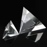 Prisma óptico pirâmide em quartzo natural – Image 6