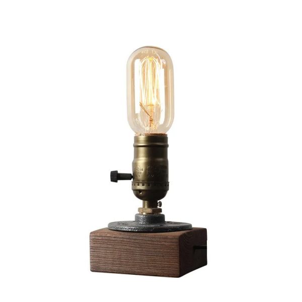 Lâmpada de filamento antigo com base de madeira, vista frontal, iluminação quente, detalhe do interruptor lateral, estilo vintage, decoração de ciência, iluminação decorativa.