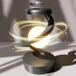 Lâmpada LED em forma de espiral com efeito de luz dourada e movimento rotativo, destacando-se pelo design moderno e iluminação brilhante.