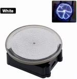 Placa de condução elétrica branca com superfície texturizada, usada para experiências científicas ou educativas, acompanhada de uma iluminação LED azul elétrica visível na imagem secundária.