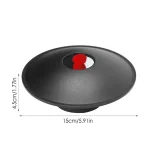 Plataforma de equilíbrio circular com esfera vermelha, branca e preta no centro, medindo 15cm de diâmetro e 4,5cm de altura.