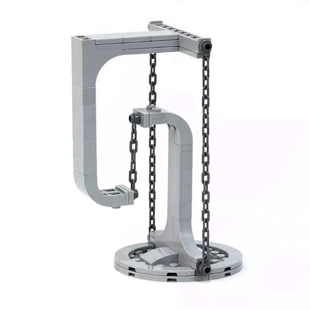 Estrutura de suporte de metal com correntes e braço articulado para demonstrações científicas.