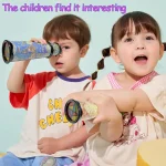 Dois miúdos observando com telescópios coloridos, um menino com cabelo castanho e uma menina com cabelo castanho escuro em um fundo claro.