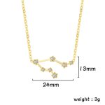 Colar em ouro com motivo de constelação adornado com diamantes, medindo 24mm de largura e 13mm de altura, peso 3g, joia elegante inspirada na astronomia.