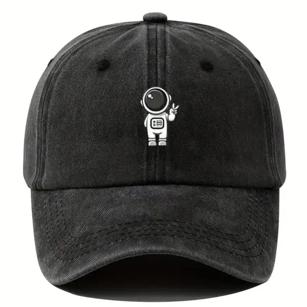 Boné preto com logotipo de astronauta científico branco, ideal para os amantes de ciência e astronomia, combinando estilo e paixão pela exploração espacial.