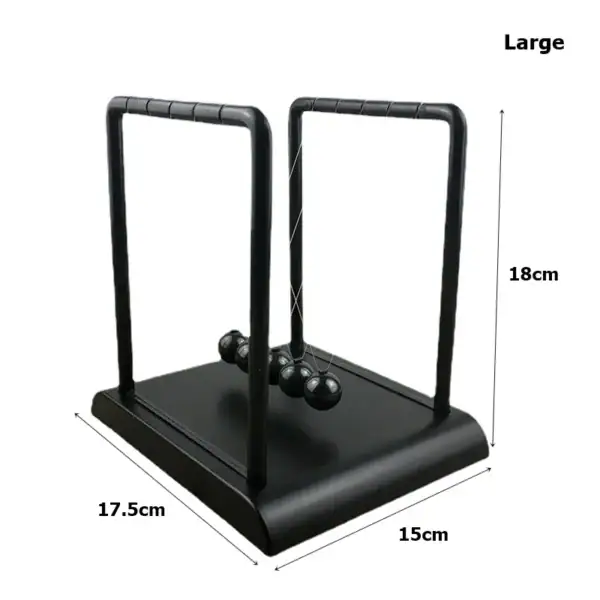 Pêndulo de Newton de mesa com estrutura em metal preto e esferas de aço, ideal para decoração científica ou como objeto de escritório original.