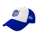 Casquette NASA avec logo emblématique, idéale pour les amateurs d'astronomie et de science. Parfaite pour un look décontracté ou comme objet de décoration scientifique.