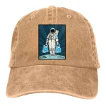 Boné em algodão com bordado de um astronauta.