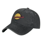 Boné com logotipo de Saturno, planeta do sistema solar, em design vintage preto.