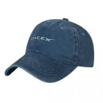 Boné azul escuro com logotipo da SpaceX em destaque na frente, vista lateral e detalhe do tecido.