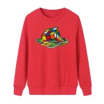 Camisola vermelha com um puzzle Rubik a cair na água, ilustrando um padrão colorido e lúdico. Perfeito para amantes da ciência e decoração original.