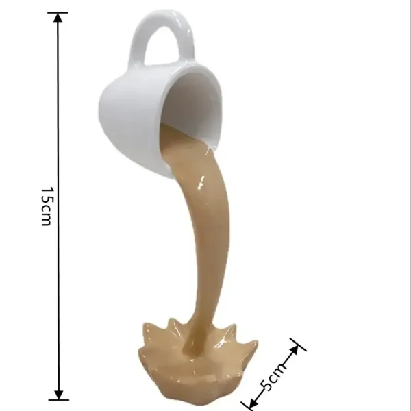 Pequena caneca branca vertendo um líquido bege simulando um fenômeno científico, medindo 15 cm de altura e 5 cm de largura.