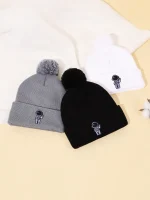 Gorro de ciência cinza, preto e branco com logotipo de astronauta.