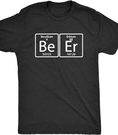 T-shirt preta com design científico representando os símbolos químicos de Berílio (Be) e Érbio (Er), ilustrando a fusão da ciência e da moda.