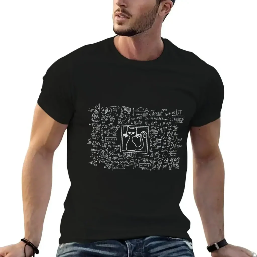 T-shirt preta com ilustração de fórmula científica e gato, estilo casual para amantes de ciência e gatos.