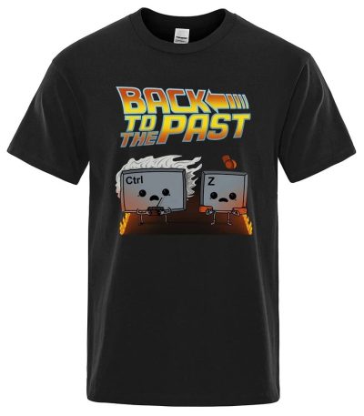 T-shirt preta com ilustração de duas teclas de teclado, uma com "Ctrl" e outra com "Z", simbolizando a restauração.