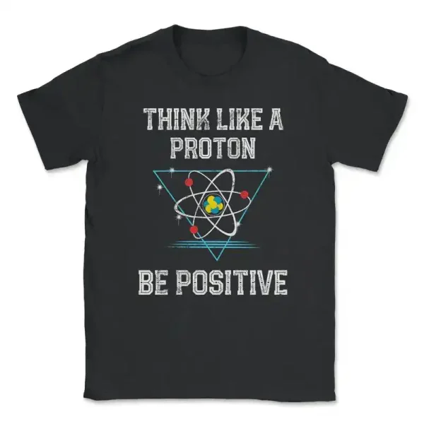 T-shirt preta com o slogan "Pense como um próton, seja positivo" e ilustração de um átomo estilizado, perfeita para os amantes de ciência e física.