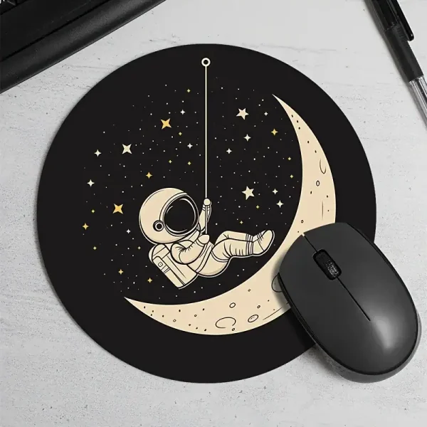 Tapete mural decorativo representando um astronauta flutuando ao redor da lua e estrelas, ideal para uma decoração científica ou espacial.