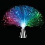 Lâmpada de fibra ótica multicolorida com luz vibrante, ideal para decoração científica e ambiente moderno.