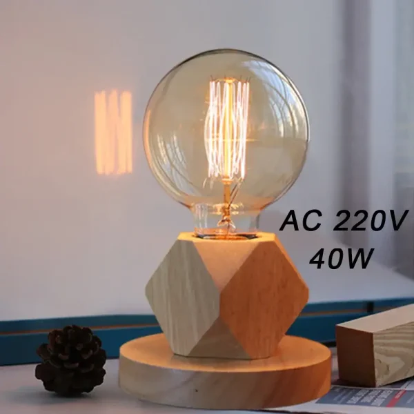 Lâmpada LED vintage com base de madeira para decoração interior.