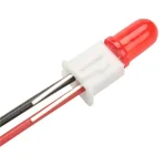 Lâmpada LED vermelha para circuitos eletrônicos, ideal para projetos de decoração científica ou educativa. Fácil de integrar em diversos dispositivos luminosos e experimentações.